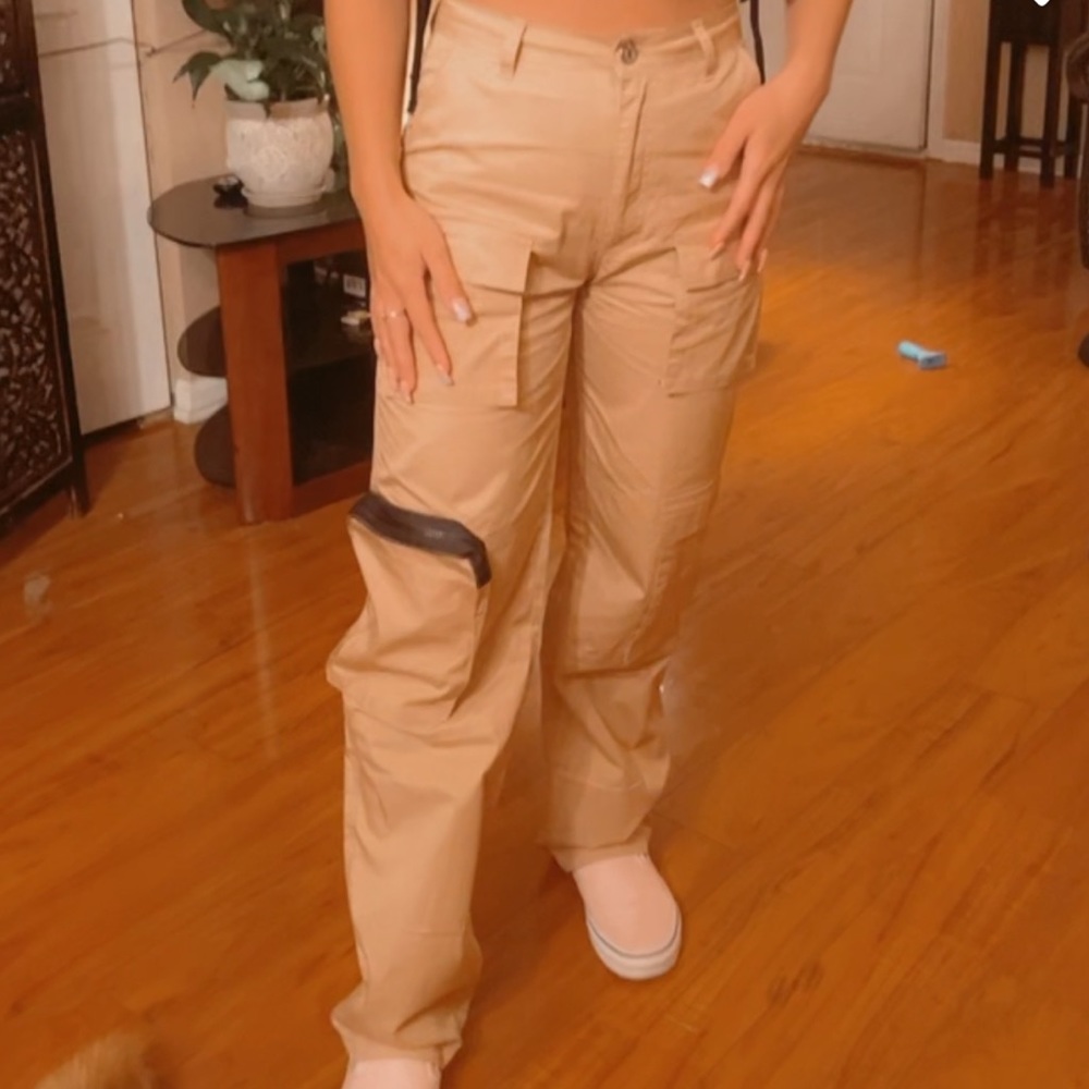 Women’s cargo pants